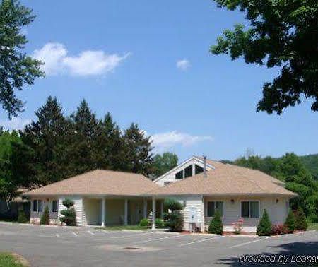 Rocky River Inn New Milford Exteriér fotografie