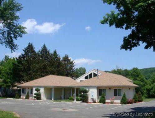 Rocky River Inn New Milford Exteriér fotografie